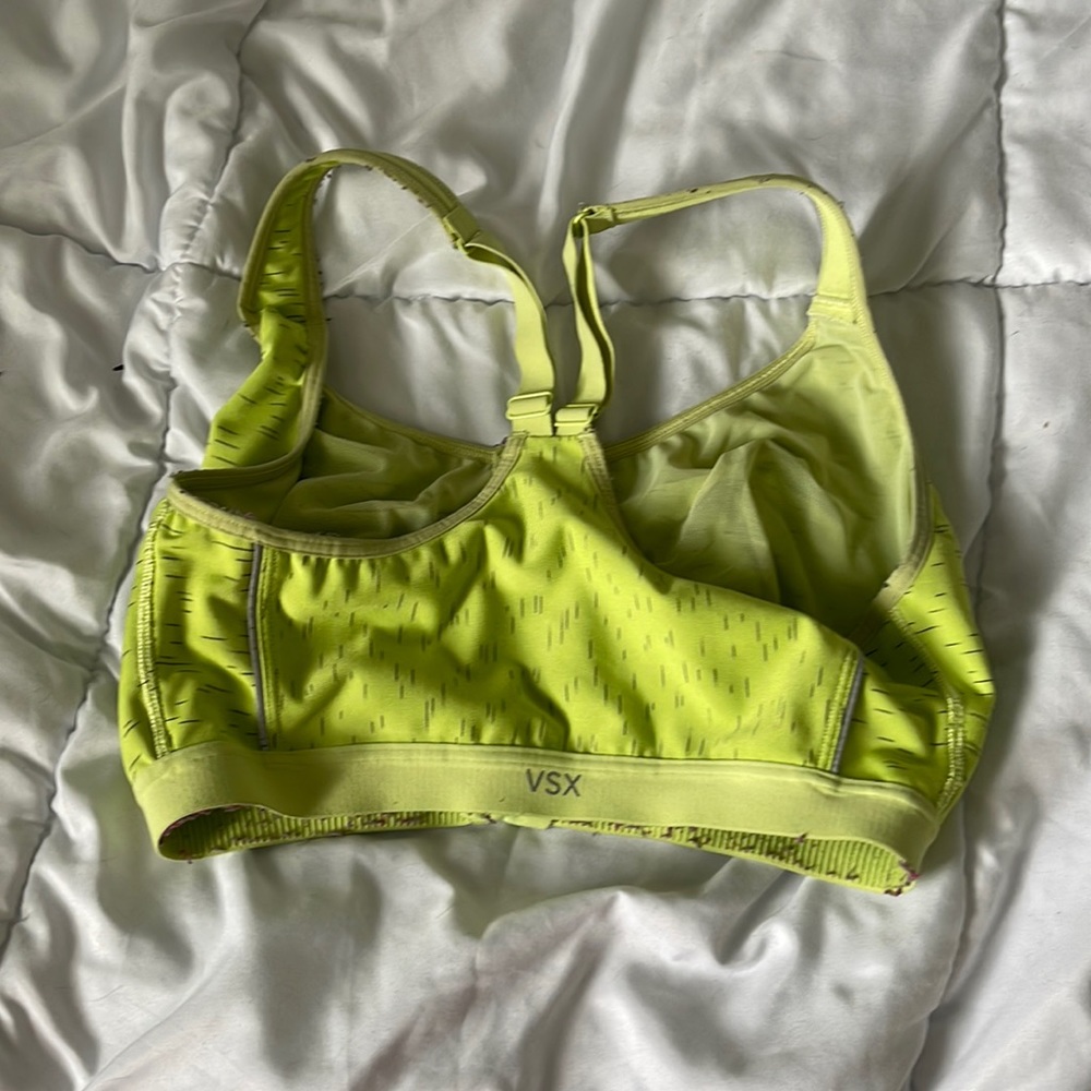 Victoria Secret Sports bra